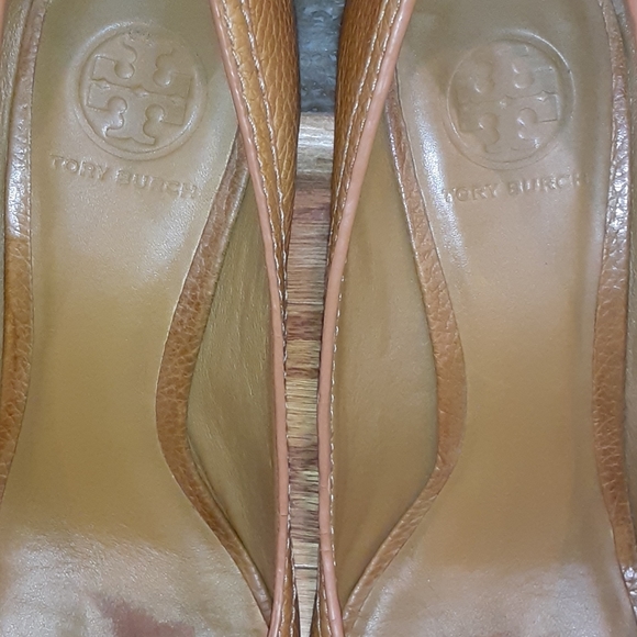 Tory Burch leather "Amanda" peep toe logo wedges - Picture 11 of 14